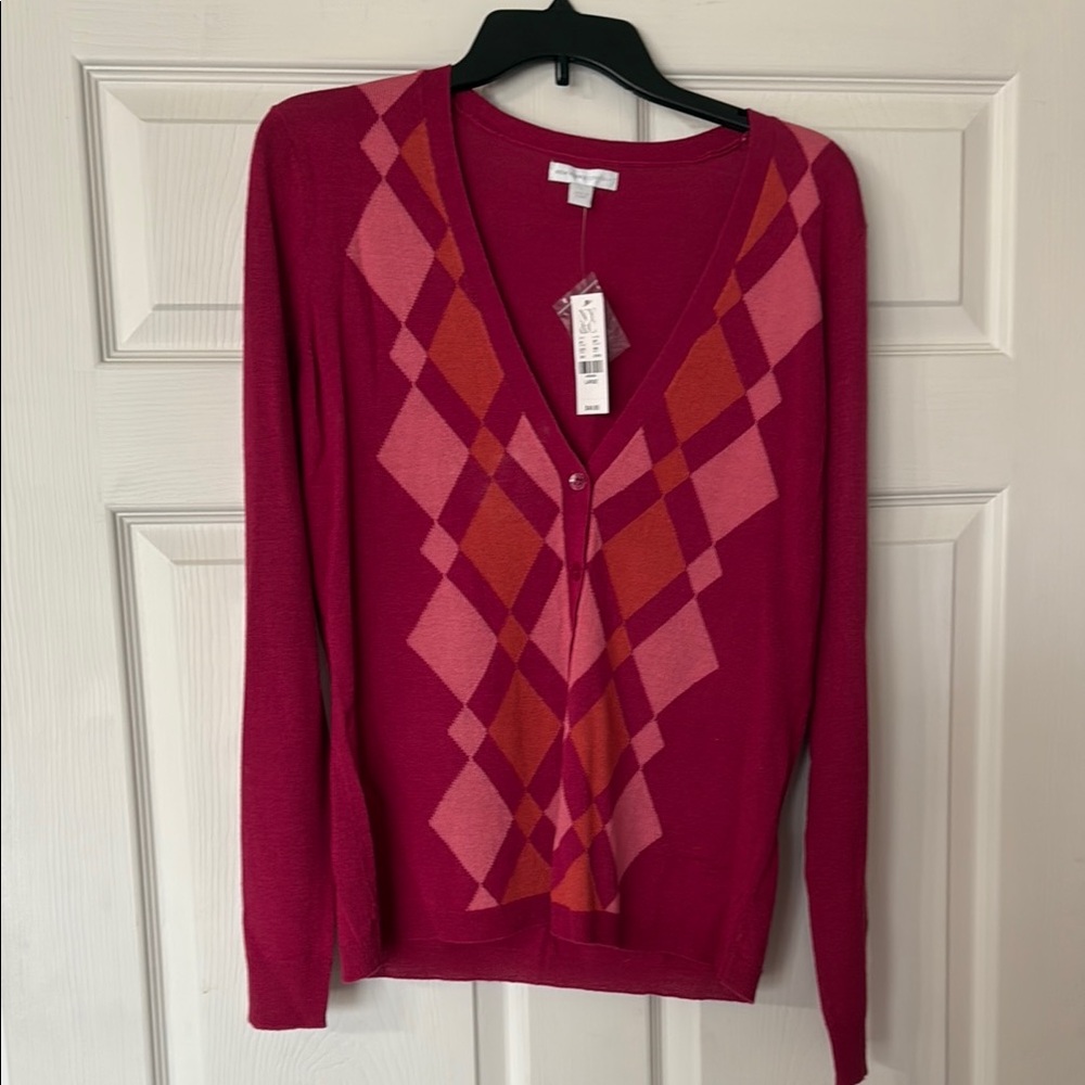 Women's Argyle V-Neck Sweater - Pink and Red New York and Company